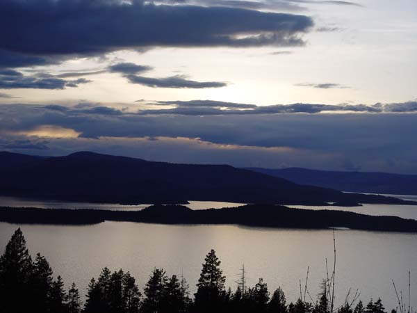 Montanas-Flathead-Lake0530
