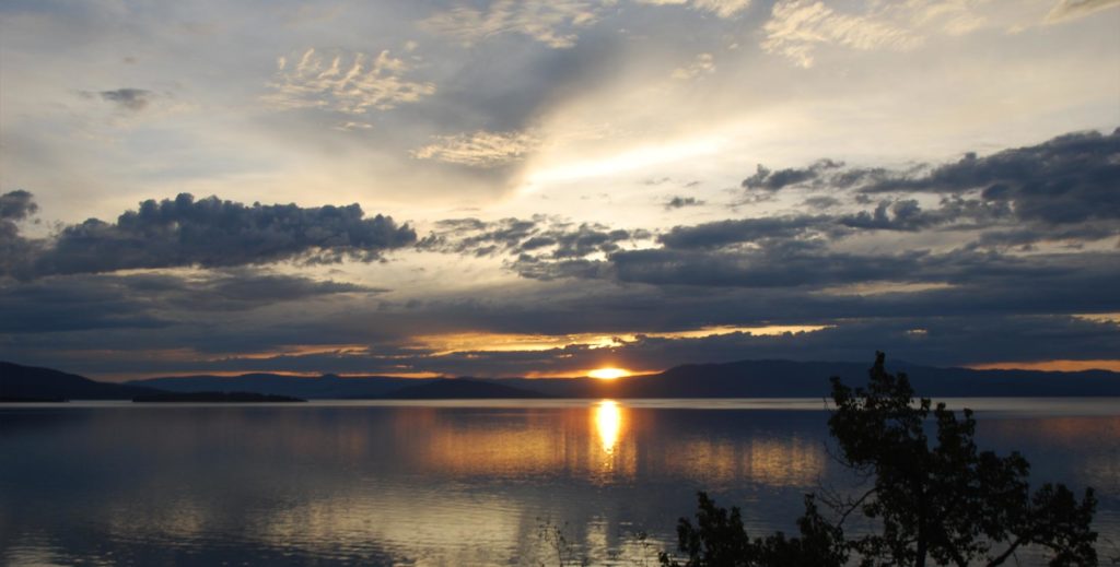 Montanas Flathead Lake